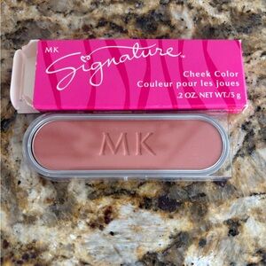 Mary Kay pink meringue blush